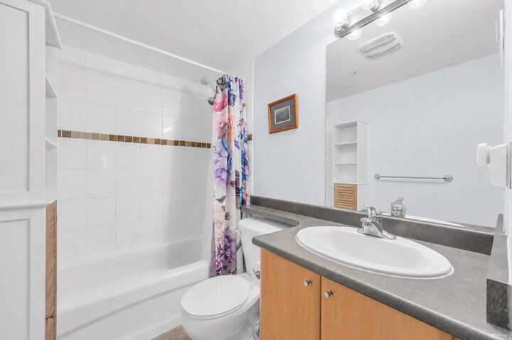 Property Photo:  14877 100 Avenue 112  BC V3R 3H1 