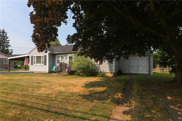 Property Photo:  3885 Meads Creek Road  NY 14870 