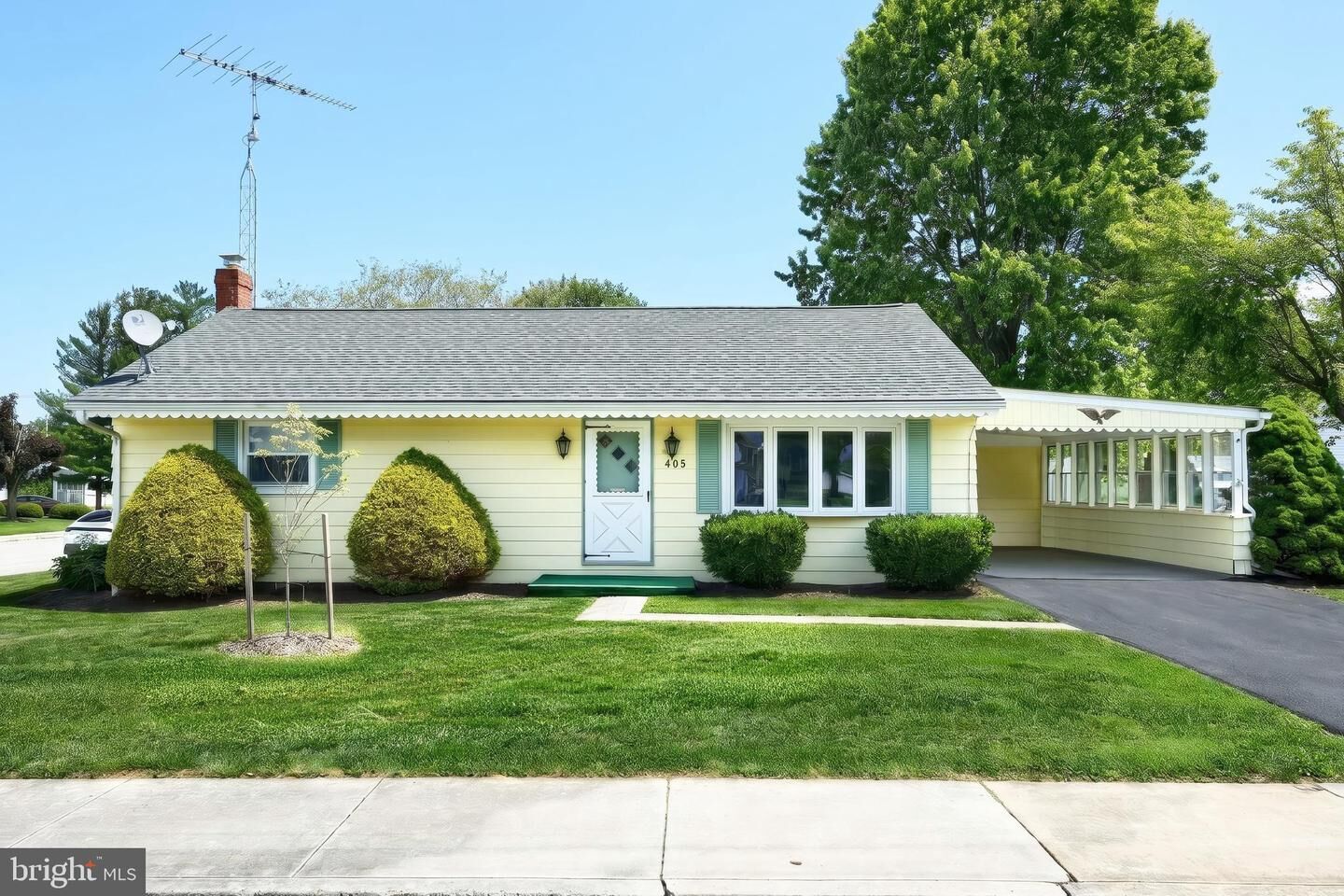 Property Photo:  405 Lumber Street  PA 17340 