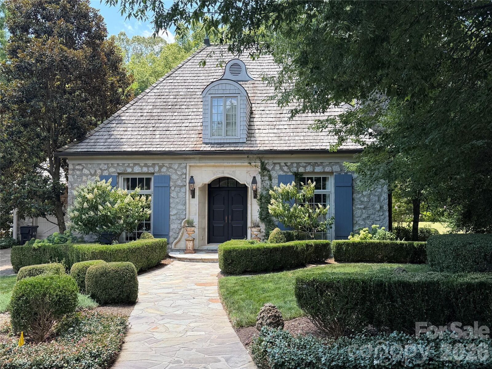 Property Photo:  2214 La Maison Drive  NC 28226 