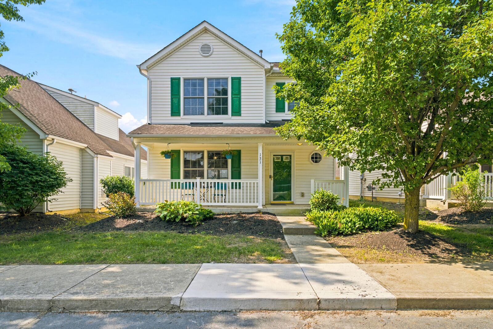 Property Photo:  131 Hewes Street  OH 43015 