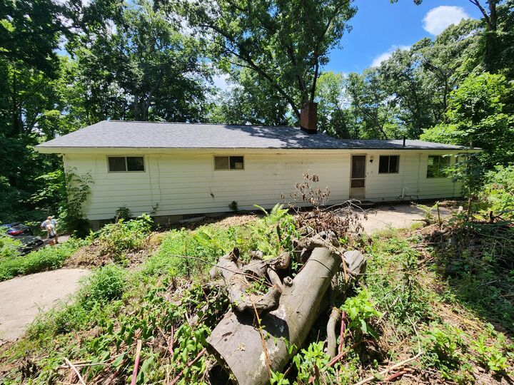 Property Photo:  630 Cedar Run NE Road  OH 43055 