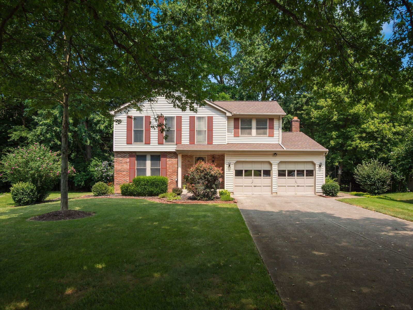 Property Photo: 4349 Beehive Lane OH 43230