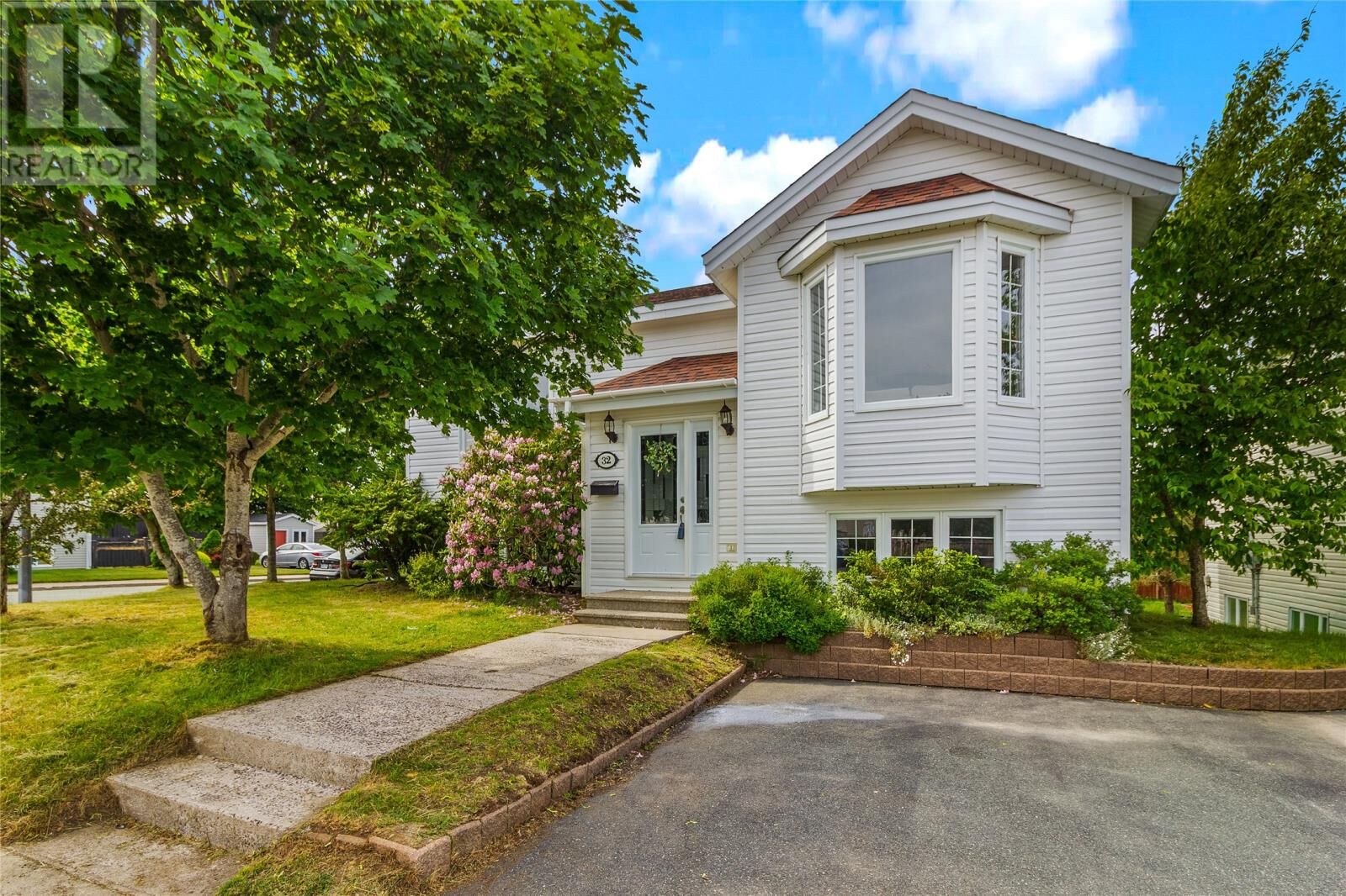 Property Photo:  32 Penney Crescent  NL A1A 5H2 