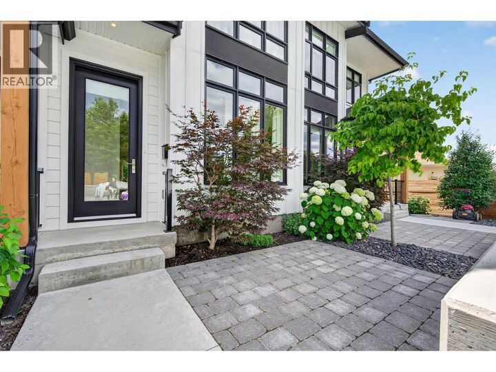 Property Photo: 803 Francis Avenue BC V1Y 5G6