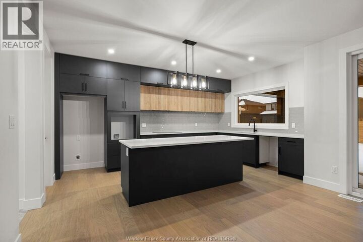 Property Photo:  186 Whelan Avenue  ON N9V 0A9 