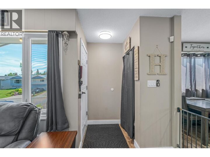 Property Photo: 4280 Davie Avenue BC V2M 4G8