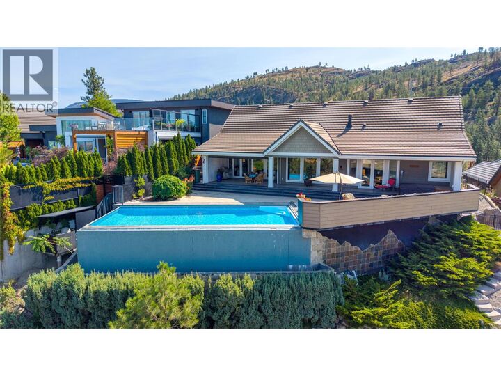 Property Photo: 112 Penrose Court 4 BC V2A 9B6