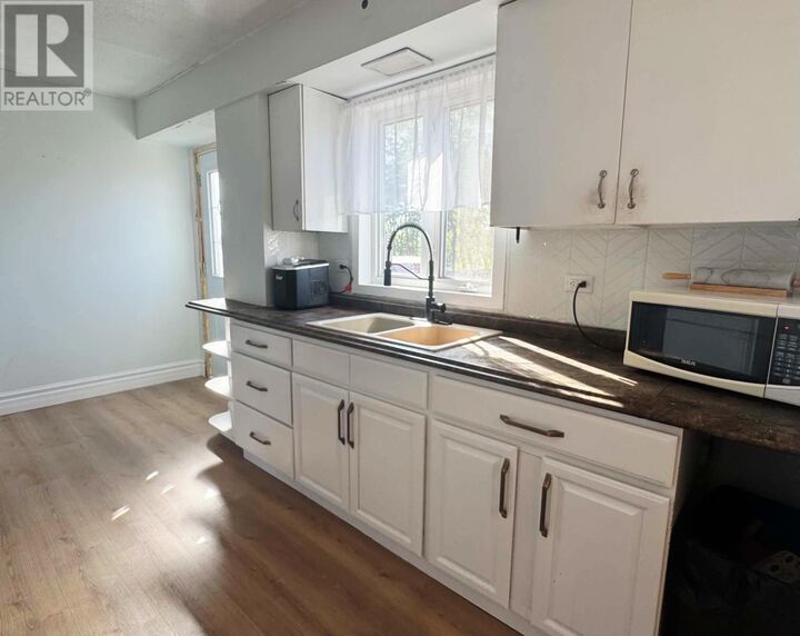 Property Photo: 404 Grenfell Crescent NL A2V 1J4