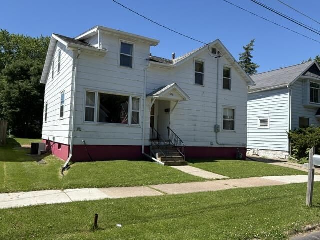 Property Photo:  306 W Blodgett Street  WI 54449 