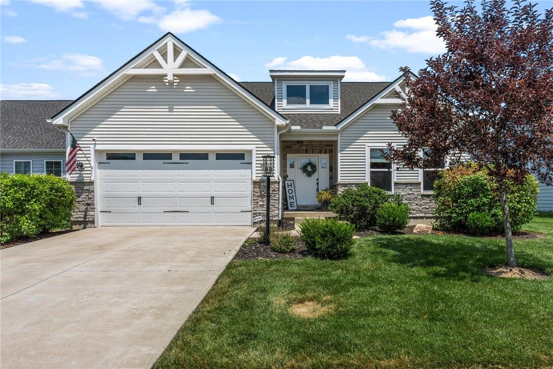 Property Photo:  1124 Petrus Court  OH 45458 