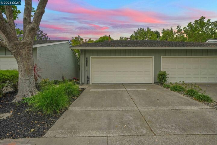 Property Photo:  2130 Shoshone Cir  CA 94526 