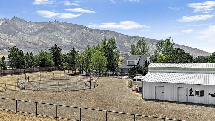 Property Photo: 970 Pemberton Drive NV 89815