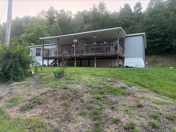 Property Photo: 1010 Highway 3 KY 41230