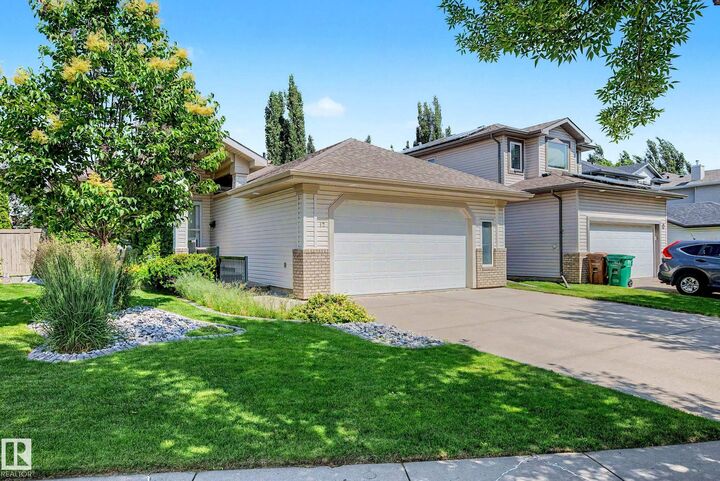 Property Photo: 12 Encino Close AB T8N 7B5