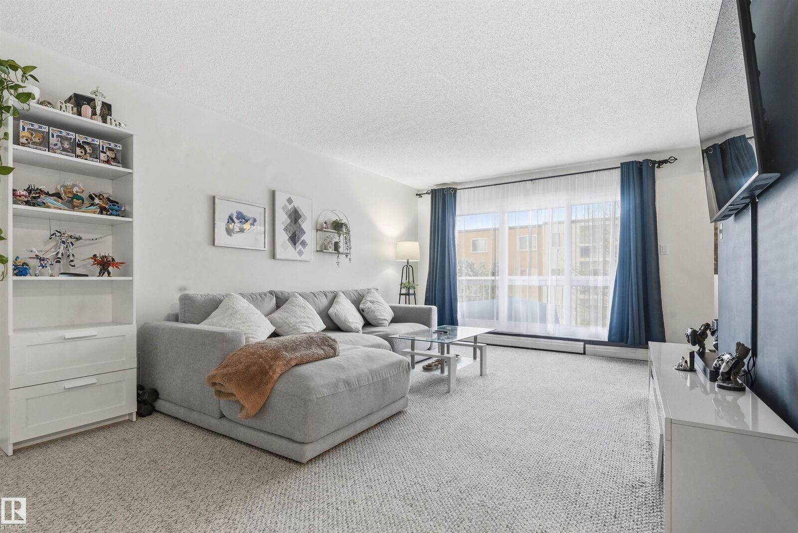 Property Photo:  11440 40 Avenue NW 205  AB T6J 0R5 
