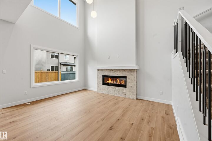 Property Photo: 3048 Dixon Landing SW AB T6W 5L2