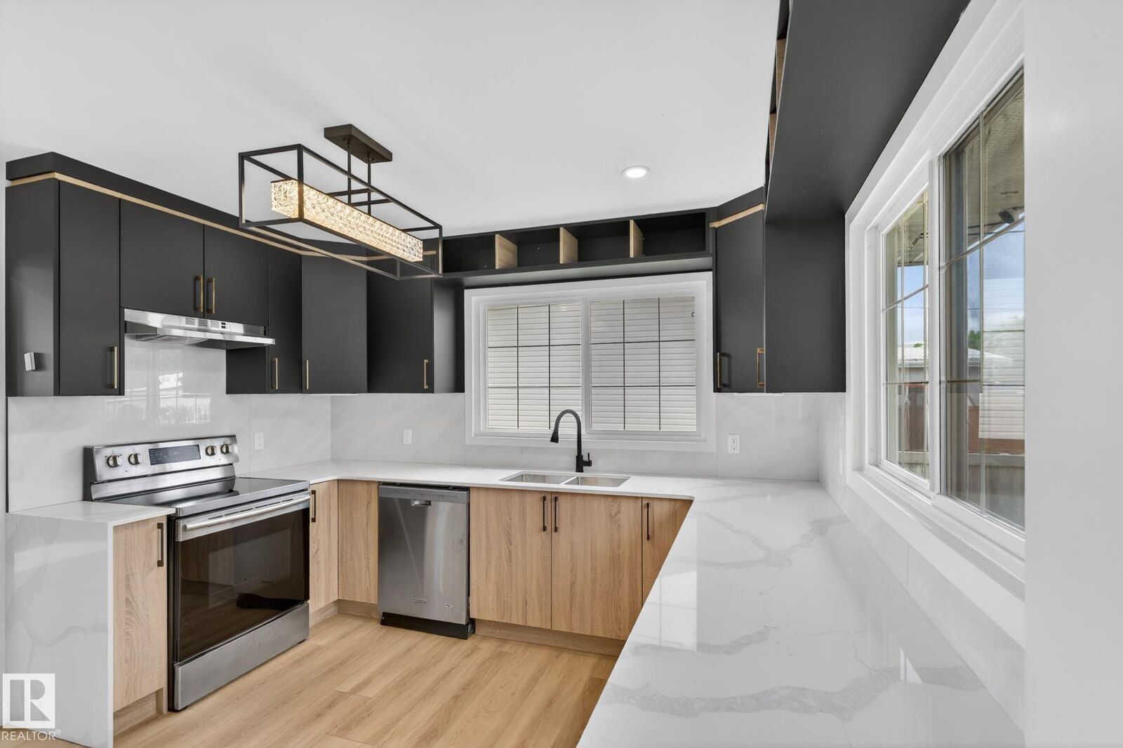 Property Photo:  12936 132 Street NW  AB T5L 1R3 