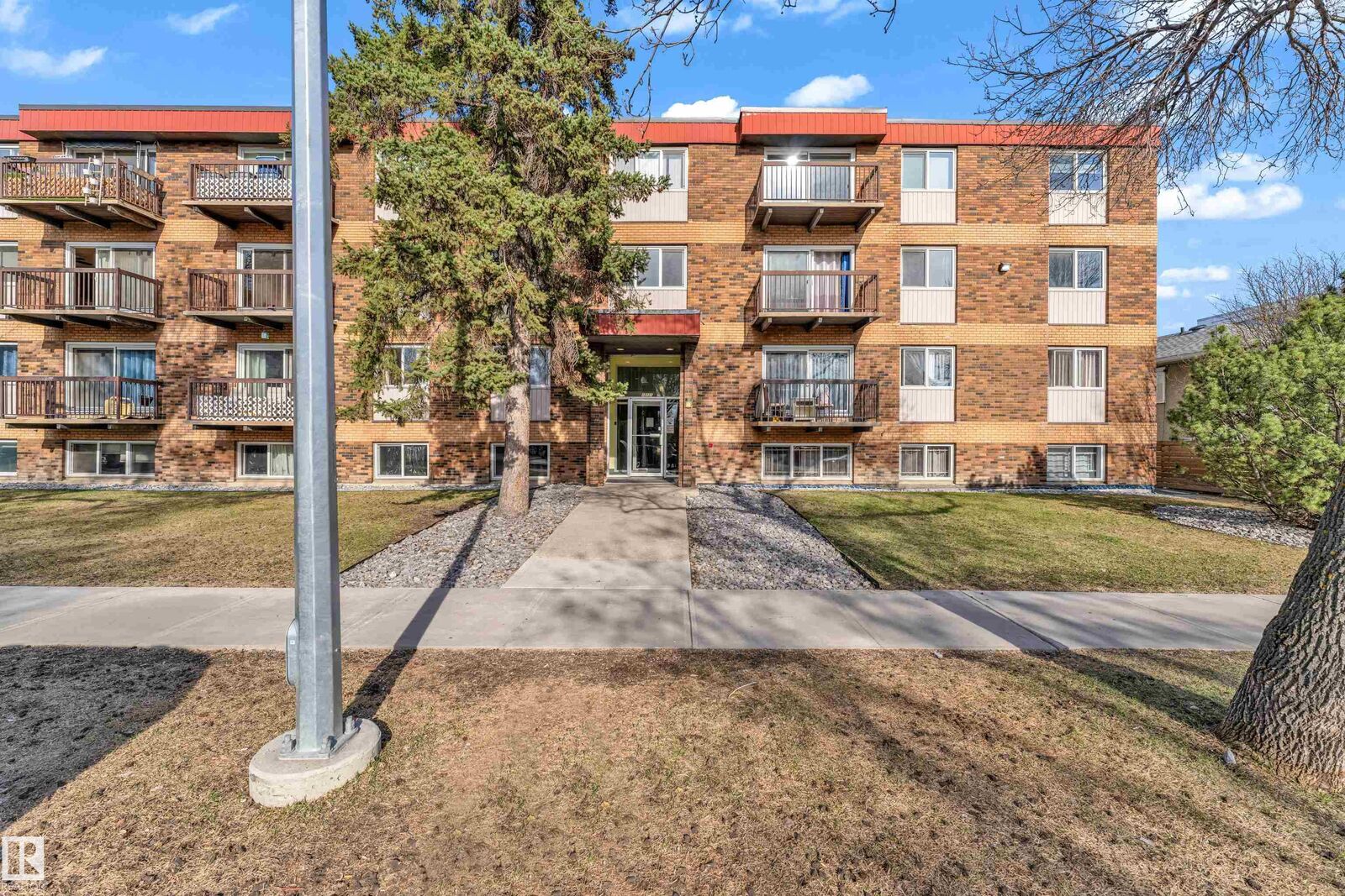 Property Photo: 10725 111st NW 105 AB T5H 3G2