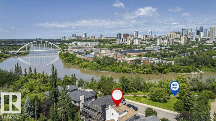 Property Photo:  10057 91 Avenue NW  AB T6E 2T9 
