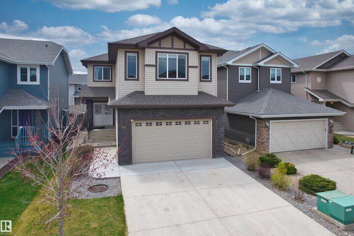 Property Photo: 3807 Claxton Close SW AB T6W 1Y5