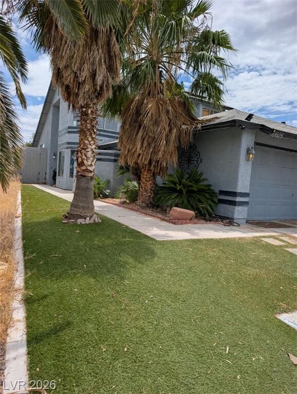 Property Photo:  6605 Wheelbarrow Peak Drive  NV 89108 