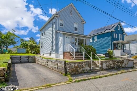 Property Photo:  13 North St  NJ 07857 