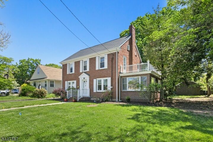 Property Photo:  212 Central Ave  NJ 08817 