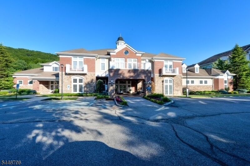 Property Photo:  2107 Warrens Way 107  NJ 07465 