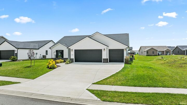 Property Photo:  13583 Fringe Tree Trail  IN 46814 