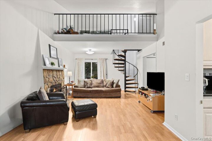 Property Photo: 208 Harris Road Gb3 NY 10507