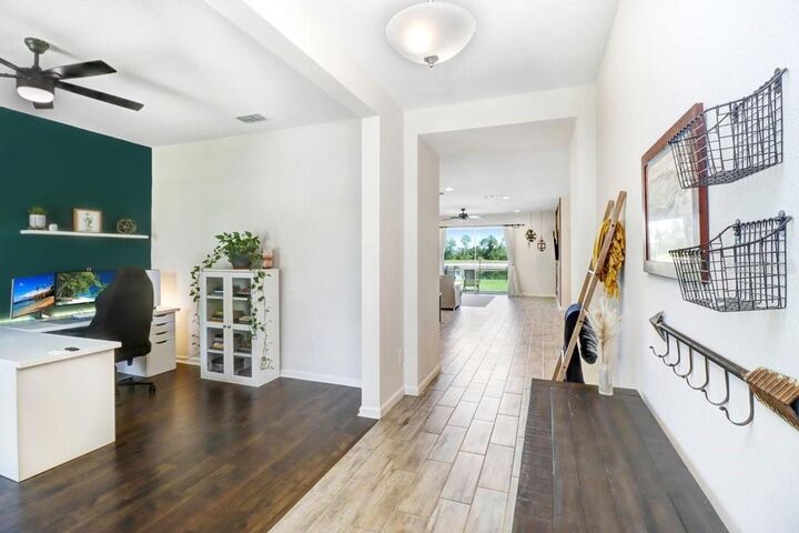 Property Photo: 11520 Blue Woods Drive FL 33569