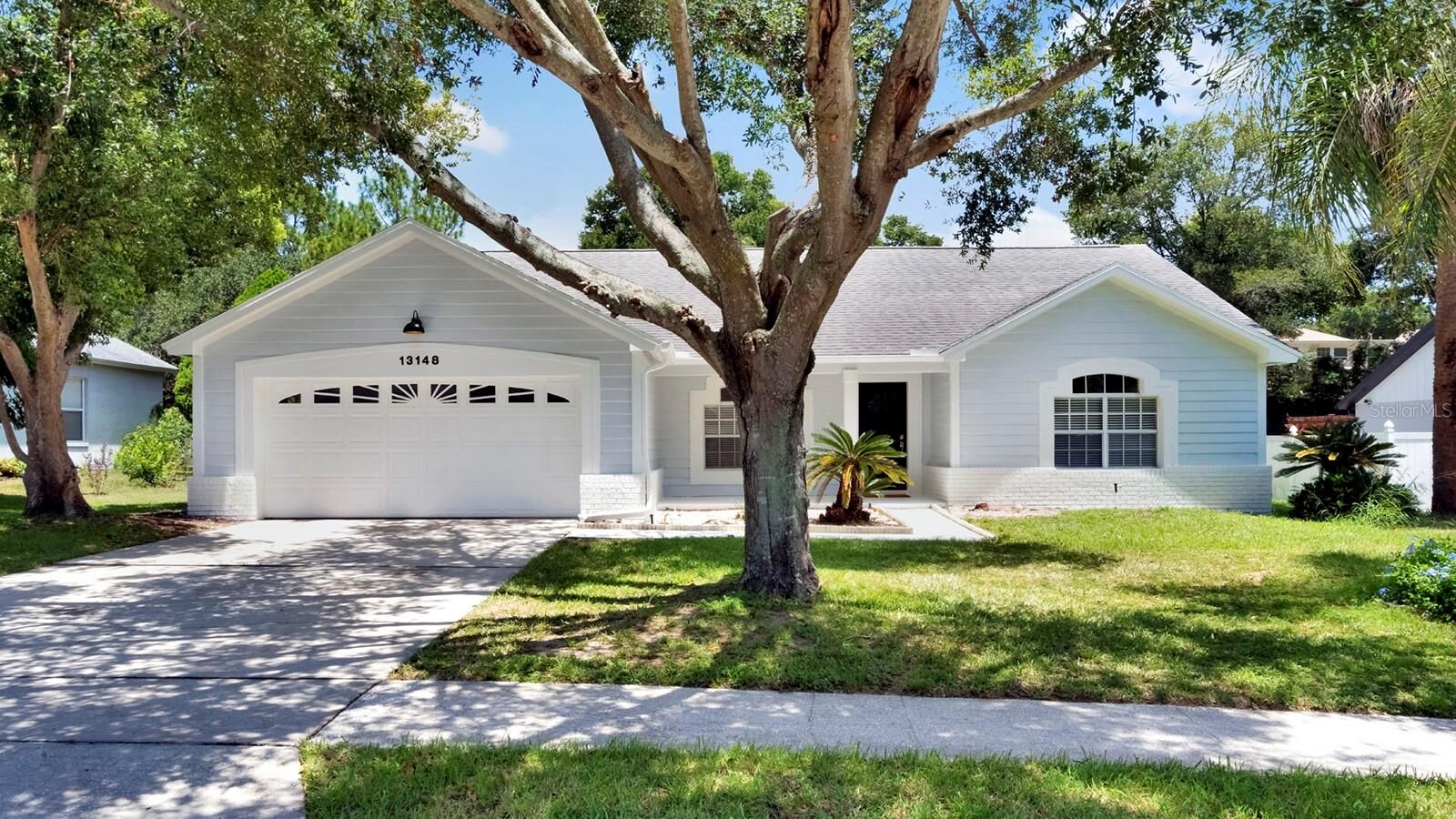 Property Photo: 13148 Loblolly Lane FL 34711