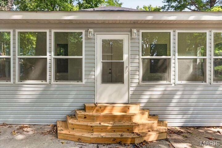 Property Photo: 2720 Walnut Street IL 62002