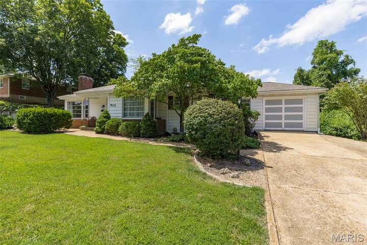 Property Photo:  905 W Main Street  MO 63601 
