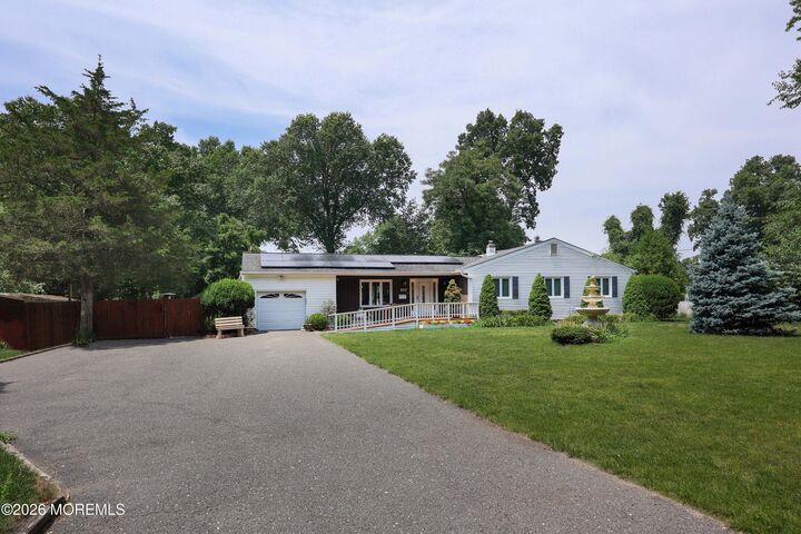 Property Photo:  102 Stratford Road  NJ 07724 