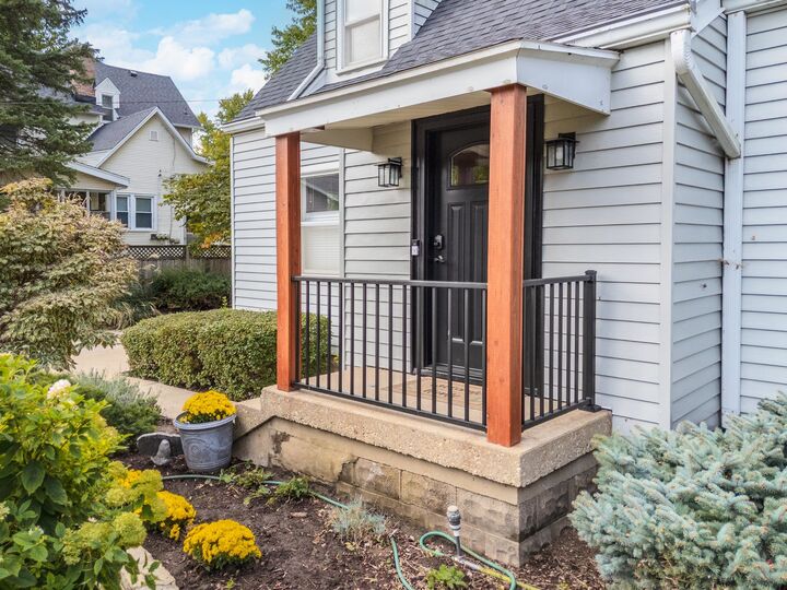 Property Photo: 304 Perrin Avenue IL 61701