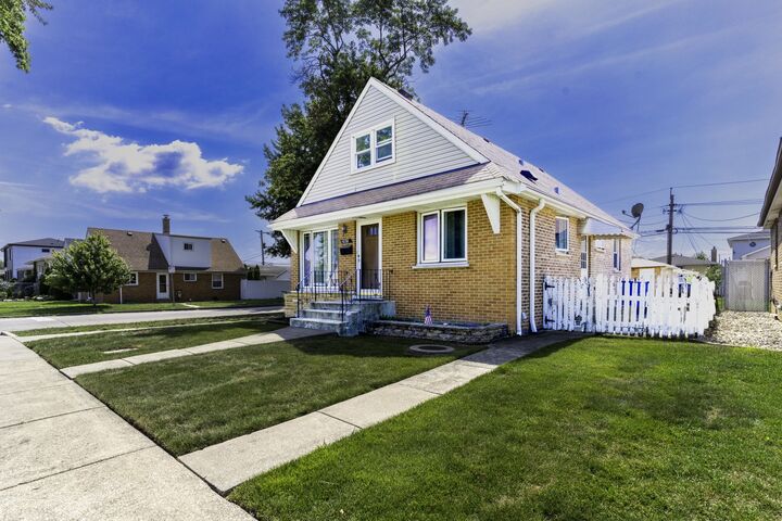 Property Photo: 6158 S Normandy Avenue IL 60638