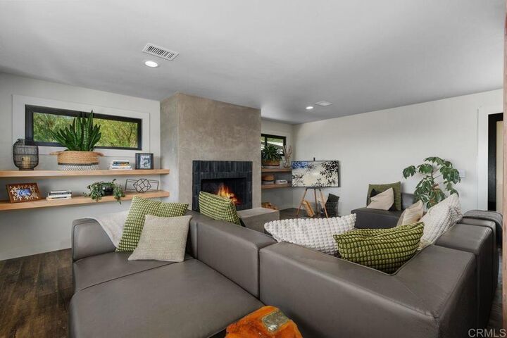 Property Photo: 10483 Couser Way CA 92082