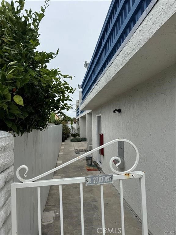 Property Photo: 156 #1A W Mariposa CA 92672