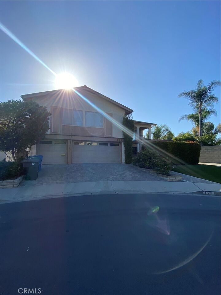 Property Photo: 700 Pepper Tree CA 90815