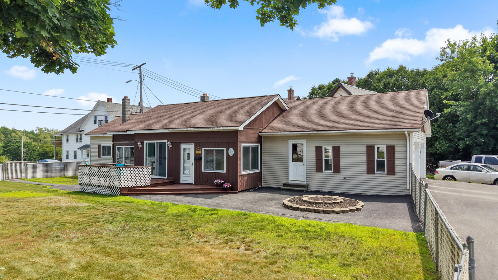 Property Photo:  39 Front Street  ME 04468 