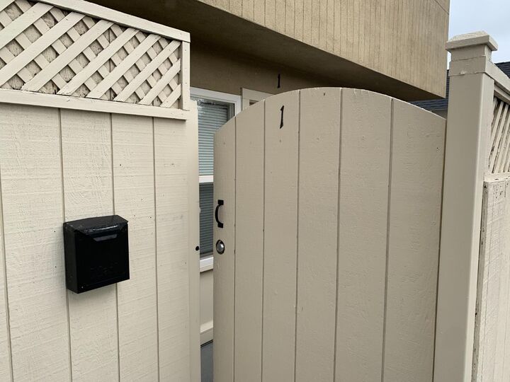 Property Photo:  145 E 12th Street 1  CA 95376 