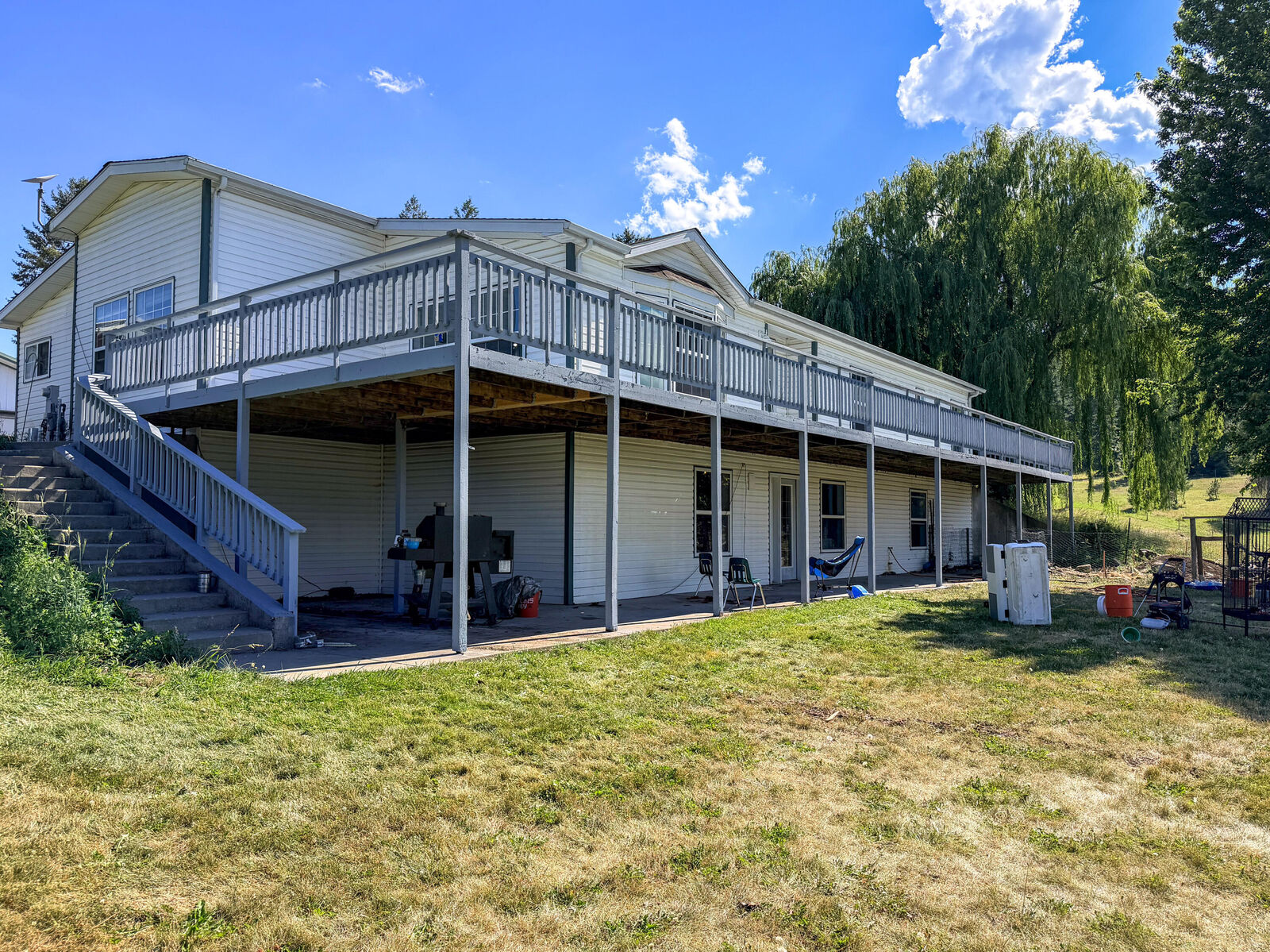 Property Photo:  386 H Bastian Ln  WA 99114 