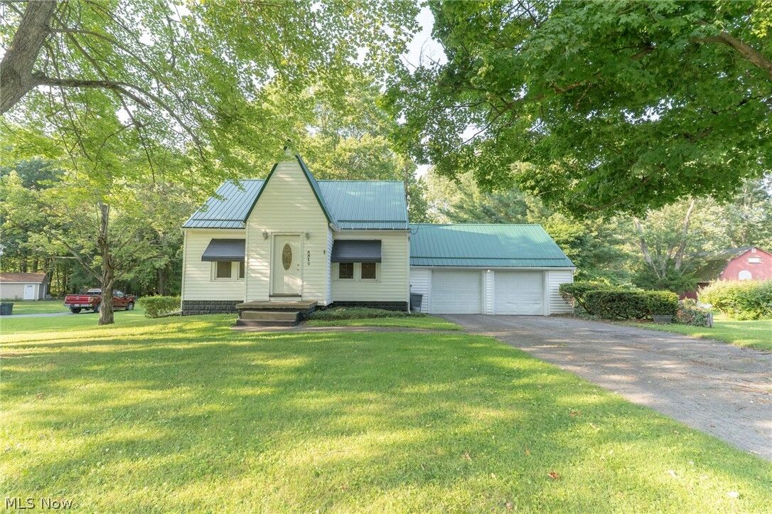 Property Photo:  5510 Park Road  OH 44430 