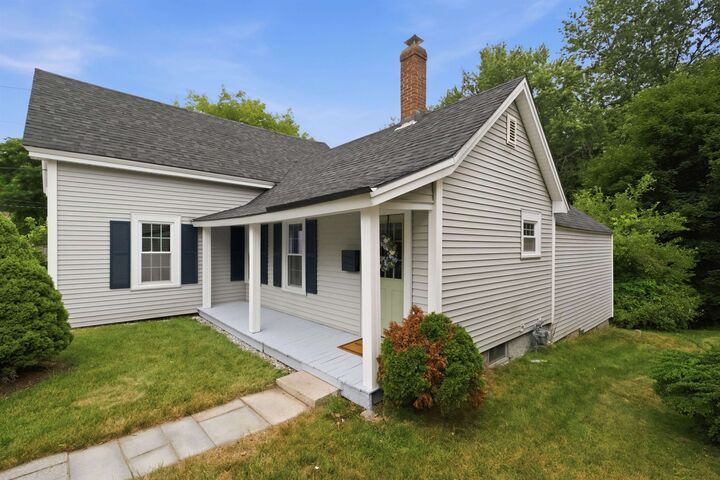 Property Photo: 72 Franklin Street NH 03301