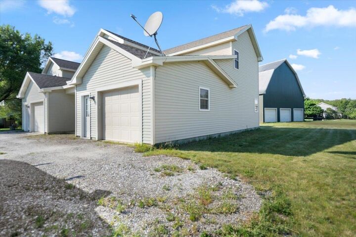 Property Photo:  1002 Cook Road  VT 05483 