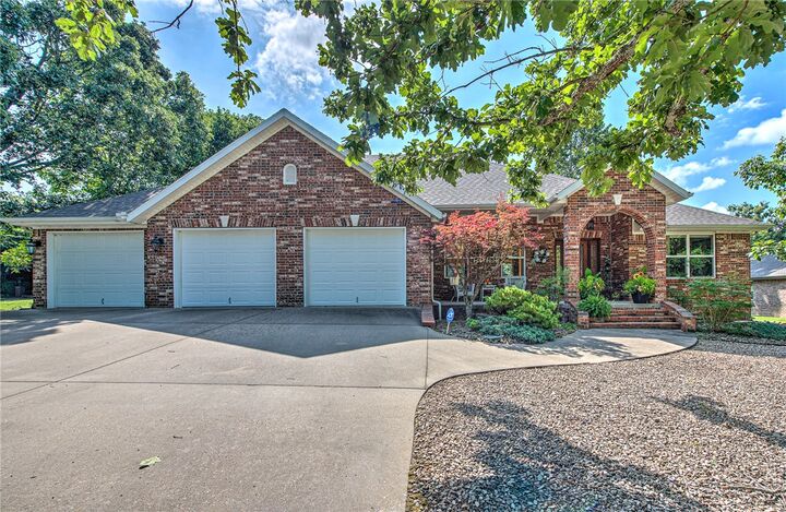 Property Photo:  3 Kirk Lane  AR 72715 