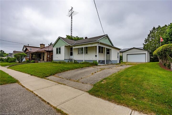 557 Orchard Avenue — photo 1