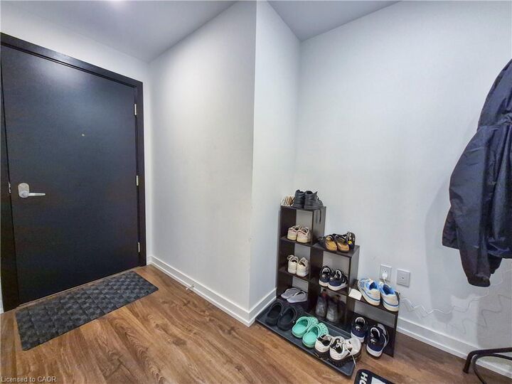Property Photo: 15 Wellington Street S 2504 ON N2G 0E4